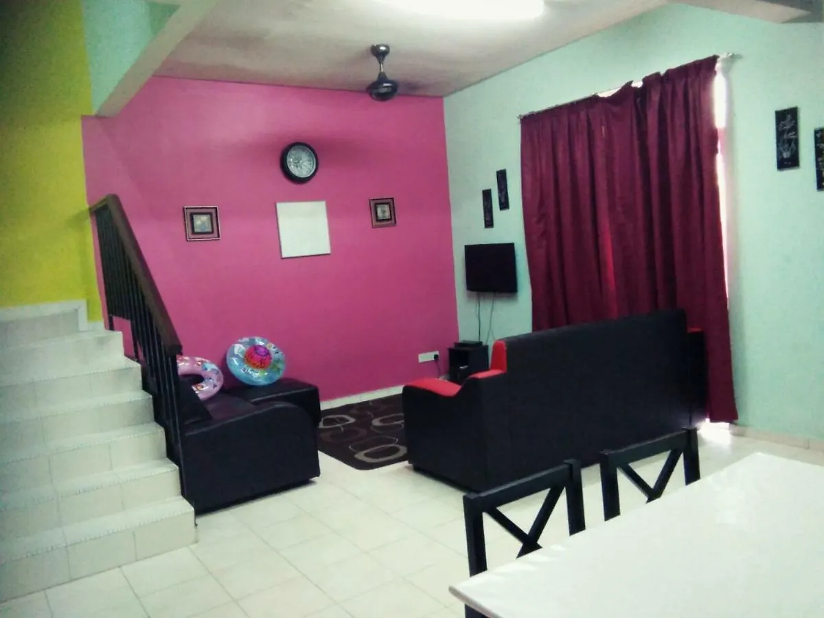 Holiday home Homestay Terbaik Melaka With Private Pool Malaysia